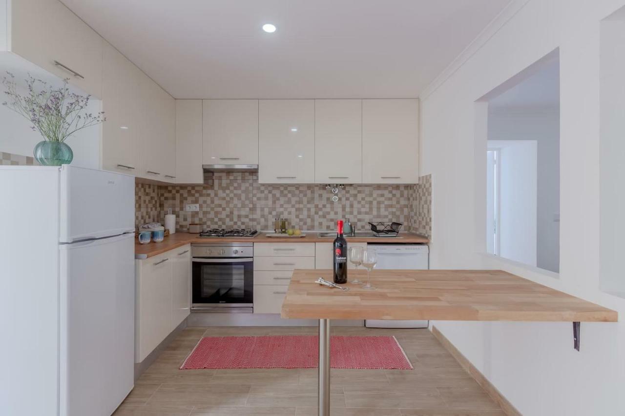Bright & Spacious With Orange Tree Patio, By Timecooler Lisbon Bagian luar foto